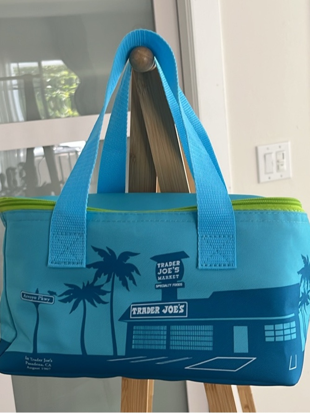 New Trader Joe's Blue Tropical Insulated Tote